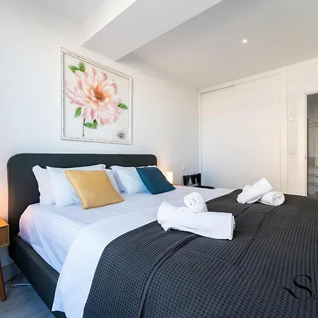 아파트 Exquisite 2 Bedroom Apt, Pool, Views *