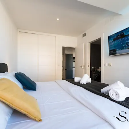 Exquisite 2 Bedroom Apt, Pool, Views 아파트 토레몰리노스